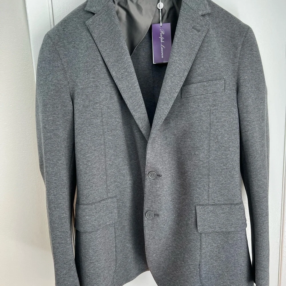 Selling a brand new Ralph Lauren gray sports coat - Picture 3 of 6